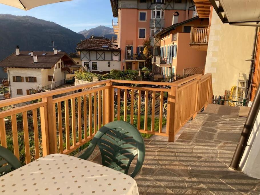 Casa Diaf Appartamento Incantevole Carano Ville Di Fiemme Exterior photo